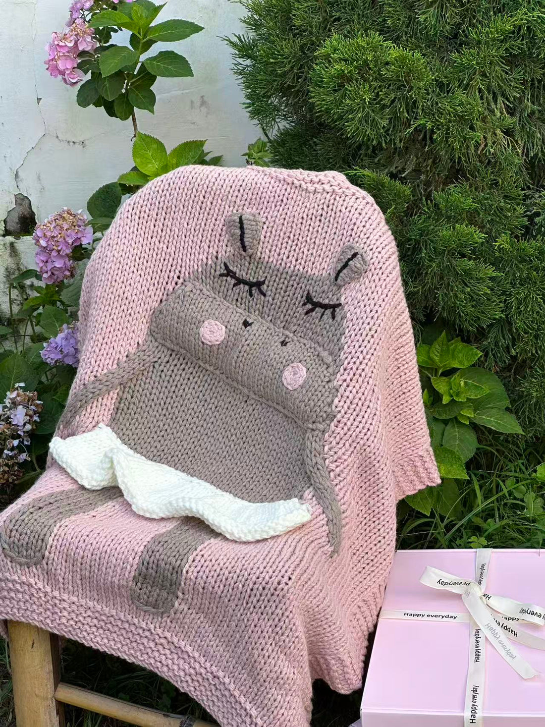 3D Ballerina Hippo Hand-Knit Baby Blanket – 80 × 80 cm | Gift Box Included